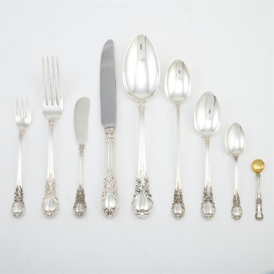 Lot 302 - Lunt Sterling Silver Flatware Service In the...