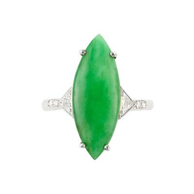 Lot 339 - Platinum, Jade and Diamond Ring