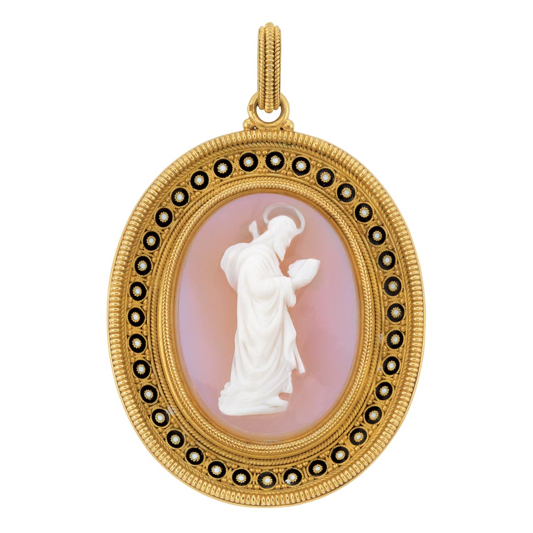 Lot 156 - Antique Gold, Hardstone Cameo and Enamel Pendant