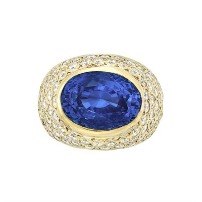 Lot 194 - Gold, Sapphire and Diamond Ring