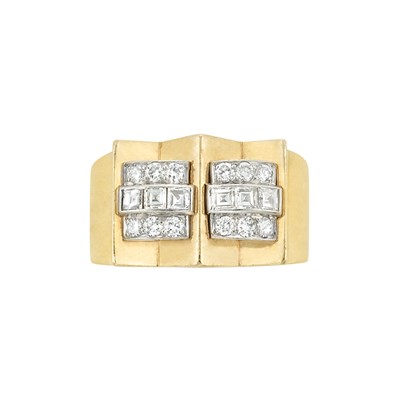 Lot 48 - Gold, Platinum and Diamond Ring