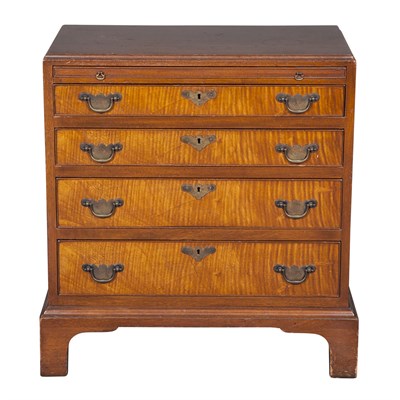 Lot 437 - Georgian Style Mahogany Bachelor's Chest of...
