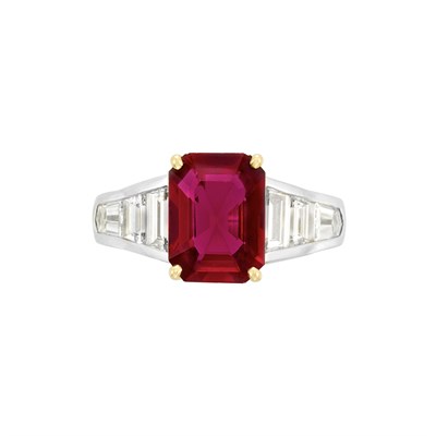 Lot 276 - Platinum, Gold, Ruby and Diamond Ring