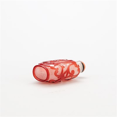 Lot 234 - Chinese Red Overlay Glass Snuff Bottle 19th...