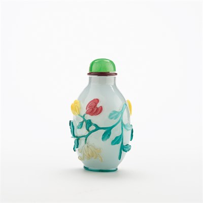 Lot 241 - Chinese Four-Color Overlay Glass Snuff Bottle...