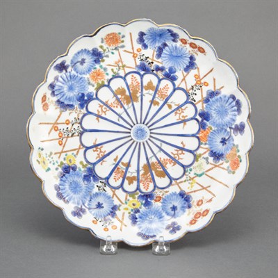 Lot 287 - Japanese Blue, White and Red Glazed Porcelain...