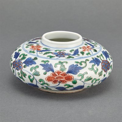Lot 185 - Chinese Polychrome Decorated Porcelain Vase...