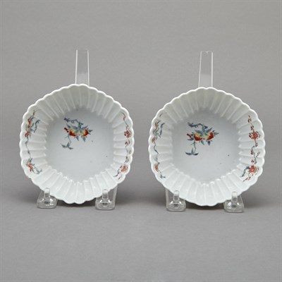 Lot 17 - Pair of Japanese Kakiemon Enameled Porcelain...