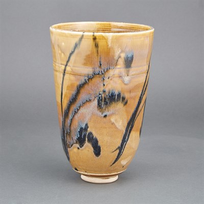 Lot 260 - 20th Century Design Vase Studio pottery Height...