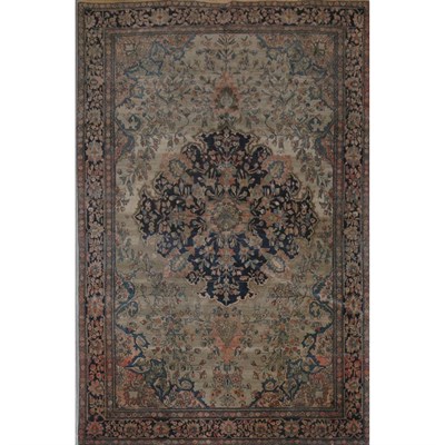 Lot 675 - Sarouk Fereghan Rug North Persia, last quarter...