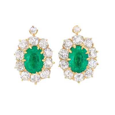 Lot 419 - Pair of Gold, Emerald and Diamond Earclips/Clips Combination