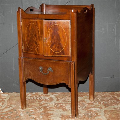 Lot 296 - Georgian Style Mahogany Pot Cupboard Height 34...