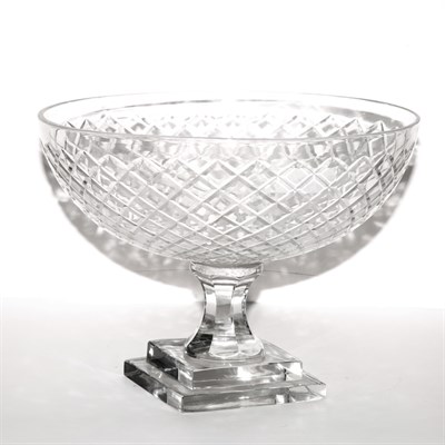 Lot 305 - Clear Glass Footed Center Bowl Diameter 14...