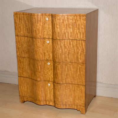 Lot 471 - Art Deco Style Maple Chest of Drawers Height...