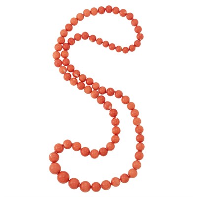 Lot 327 - Coral Bead Necklace