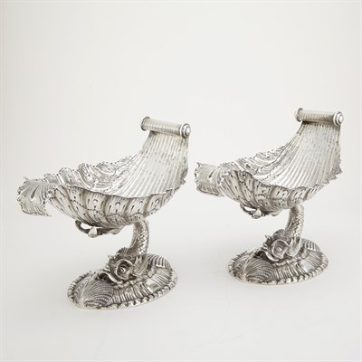 Lot 148 - Pair of Silver Compotes Each shell-form body...