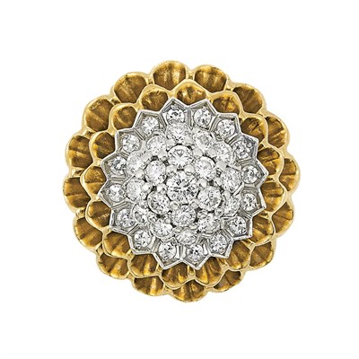 Lot 128 - Gold, Platinum and Diamond Ring
