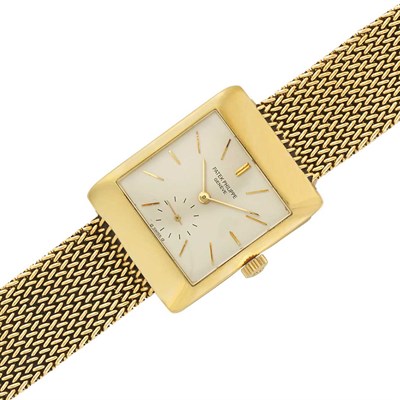 Lot 71 - Gentleman's Gold Wristwatch, Patek Philippe, Ref. 2488