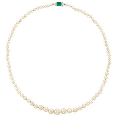 Lot 423 - Natural Pearl Necklace with Platinum, Diamond and Emerald Clasp, Yard