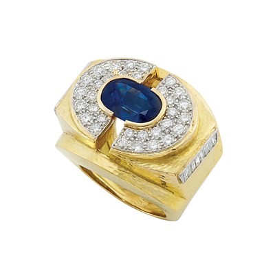 Lot 338 - Hammered Gold, Platinum, Sapphire and Diamond Ring, David Webb
