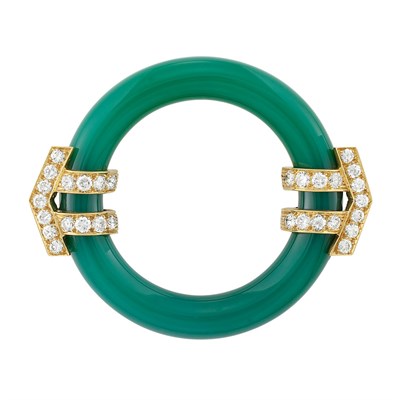 Lot 324 - Green Onyx, Gold and Diamond Circle Brooch, David Webb