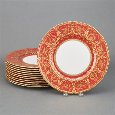 Lot 259 - Set of Twelve Royal Doulton Gilt and Red...
