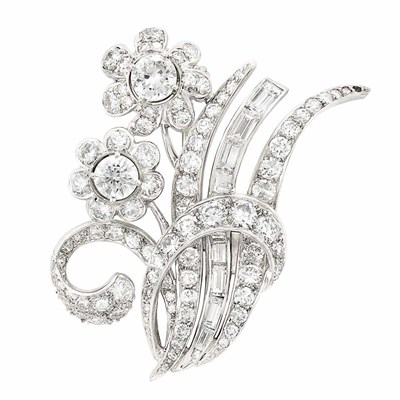 Lot 356 - Platinum and Diamond Clip-Brooch