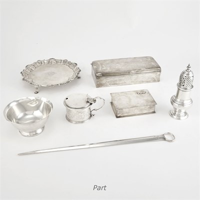 Lot 359 - Group of Georgian and Other Silver Table...