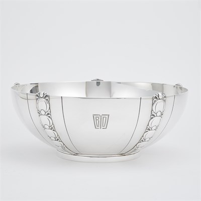 Lot 188 - Tiffany & Co. Sterling Silver Fruit Bowl Circa...