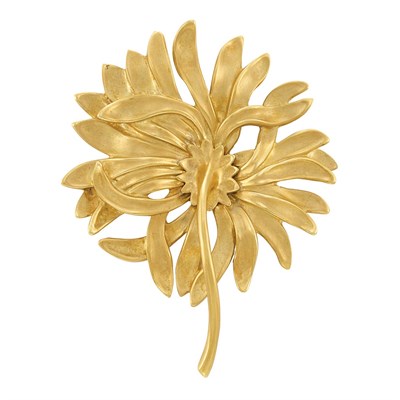 Lot 8 - Gold Flower Brooch, Angela Cummings