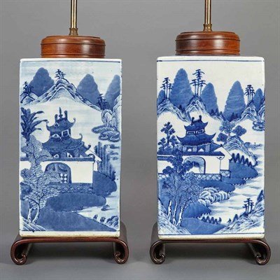 Lot 162 - Pair of Chinese Blue and White Porcelain Tea...