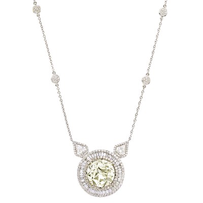Lot 354 - White Gold and Diamond Pendant-Necklace
