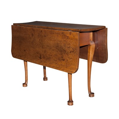 Lot 497 - Queen Anne Walnut Drop-Leaf Table Height 28...
