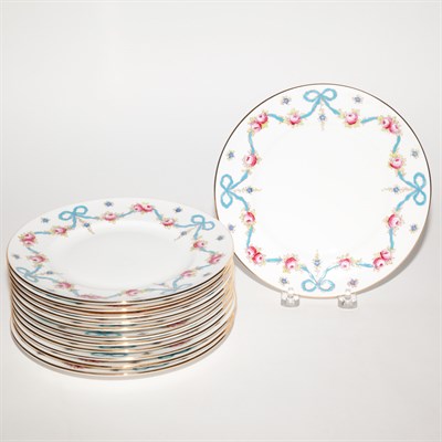 Lot 547 - Set of Twelve Staffordshire Porcelain Dessert...
