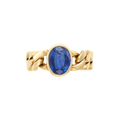 Lot 1013 - Gold and Sapphire Curb Link Chain Ring