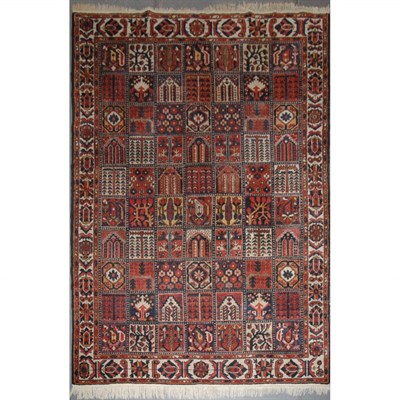 Lot 234 - Bakhtiari Carpet South Persia, mid 20th...