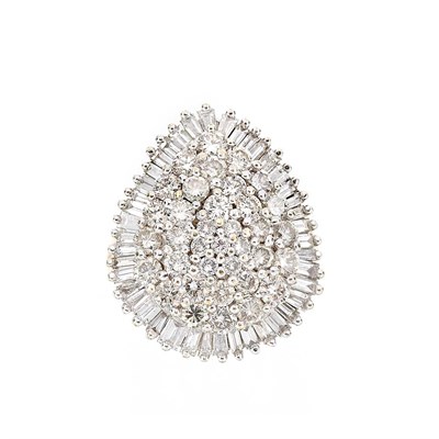 Lot 1118 - Gold and Diamond Ring