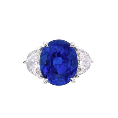 Lot 151 - Platinum, Sapphire and Diamond Ring