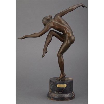 Lot 599 - Austrian Art Deco Bronze Figure of a Female...
