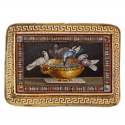 Lot 35 - Antique Gold and Micromosaic Brooch