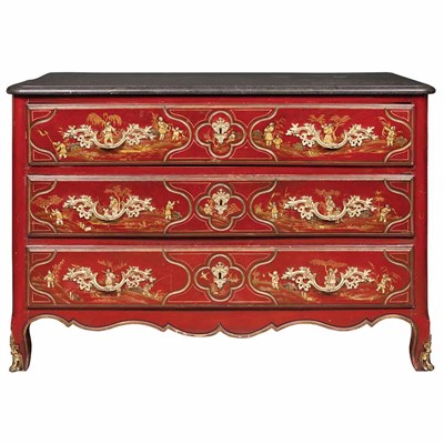Lot 288 - Louis XV Red and Parcel Gilt Vernis Martin...