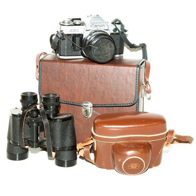 Lot 87 - Group of Cameras and Binoculars