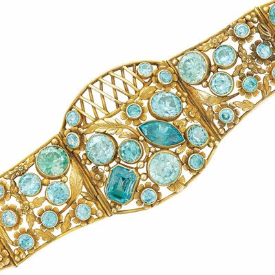 Lot 43 - Arts and Crafts Low Karat Gold and Blue Zircon Bracelet