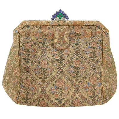 Lot 124 - Art Deco Fabric, Platinum, Carved Sapphire and Cabochon Emerald 'Tutti Frutti' Evening Purse