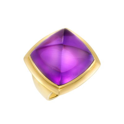 Lot 3186 - Gold and Cabochon Amethyst Ring, Piranesi