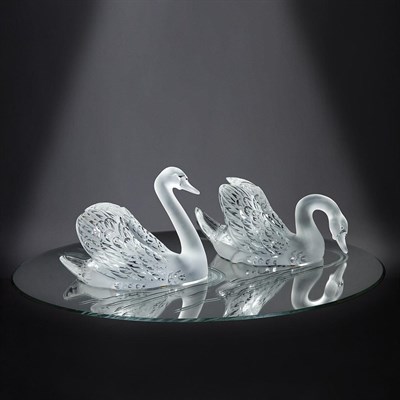 Lot 577 - Pair of Lalique Molded Glass Miroir Cygnes...