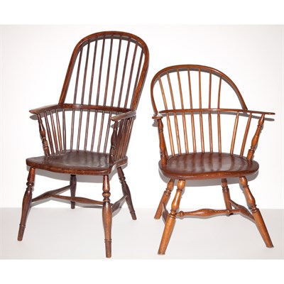 Lot 131 - Sackback Windsor Armchair 19th Century;...