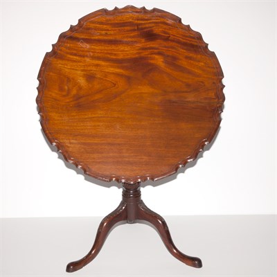 Lot 159 - Chippendale Style Mahogany Tilt-Top Tea Table...