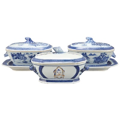 Lot 424 - Two Similar Nanking Blue and White Porcelain...