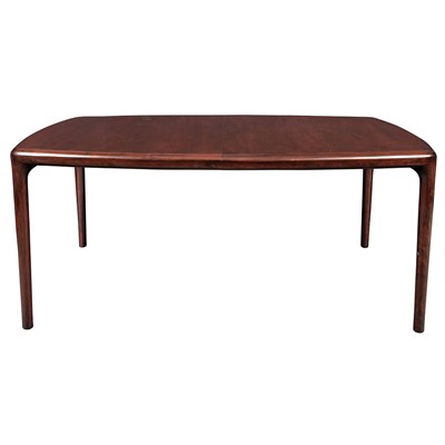 Lot 252 - Dunbar Dining Table With two leaves. Height 29...